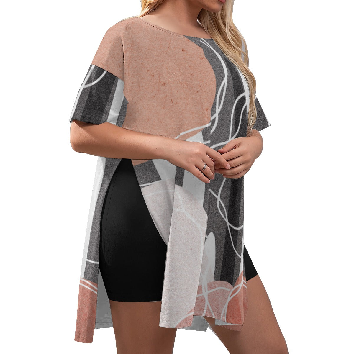 SEAMS LIKE FASHION Women's Drop-Shoulder T-Shirt with Side Split and Shorts (Plus Size)